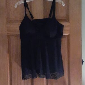 1x Croft and barrow swim top